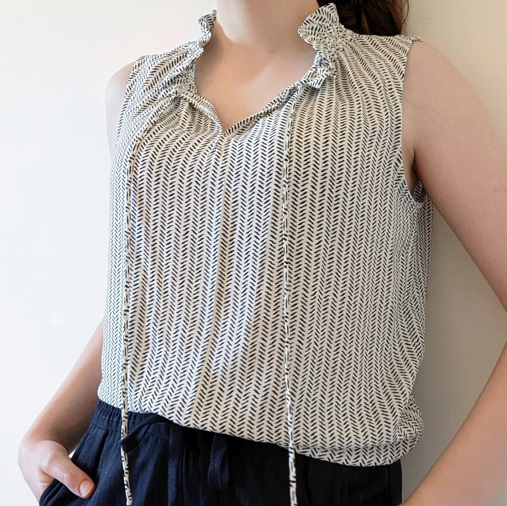 NWOT Chevron Pattern Karl Lagerfeld Top
